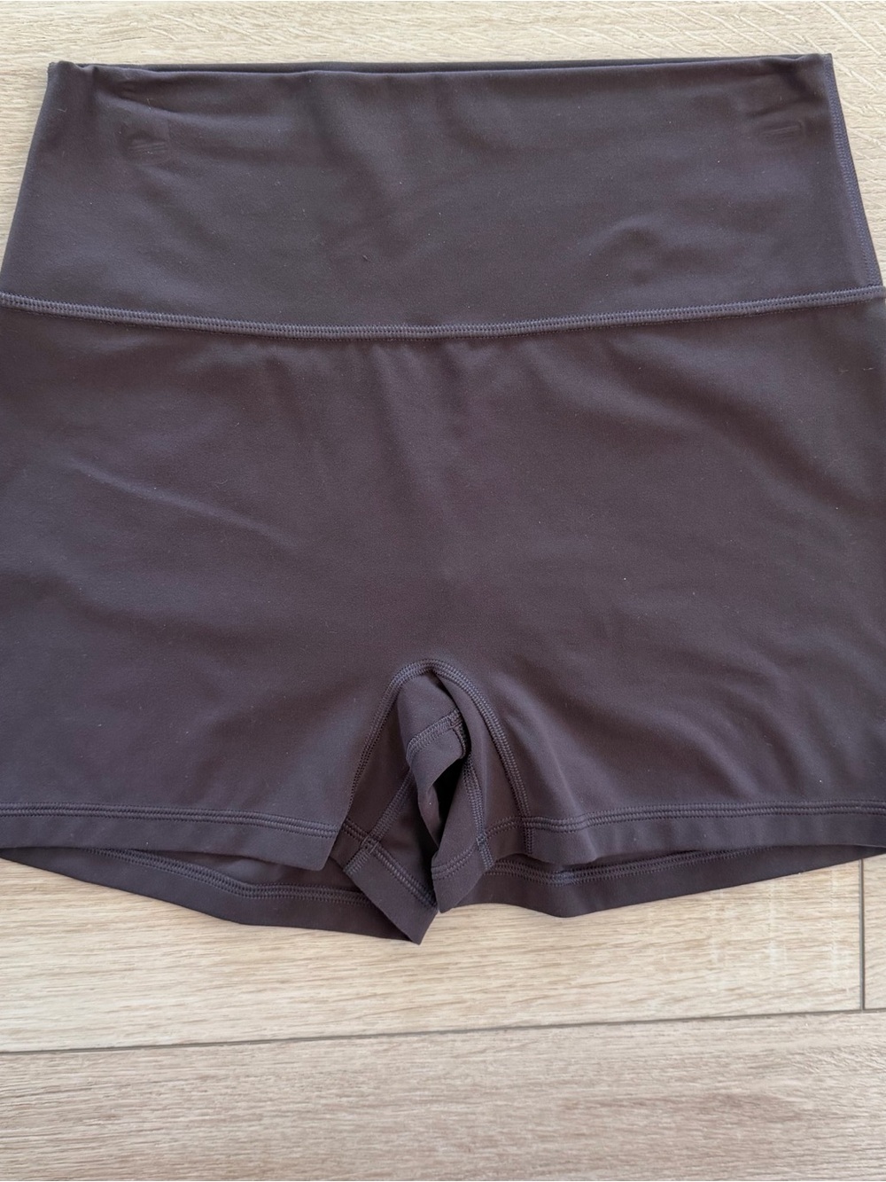 CRZ YOGA Hot Fudge Bra & Shorts Set (M) - Picture 3 of 4